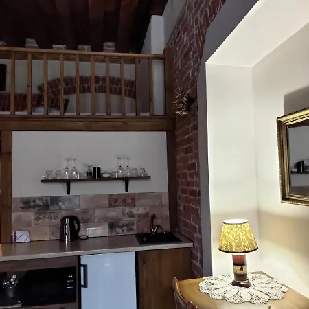 Xvii Century Apartment *
